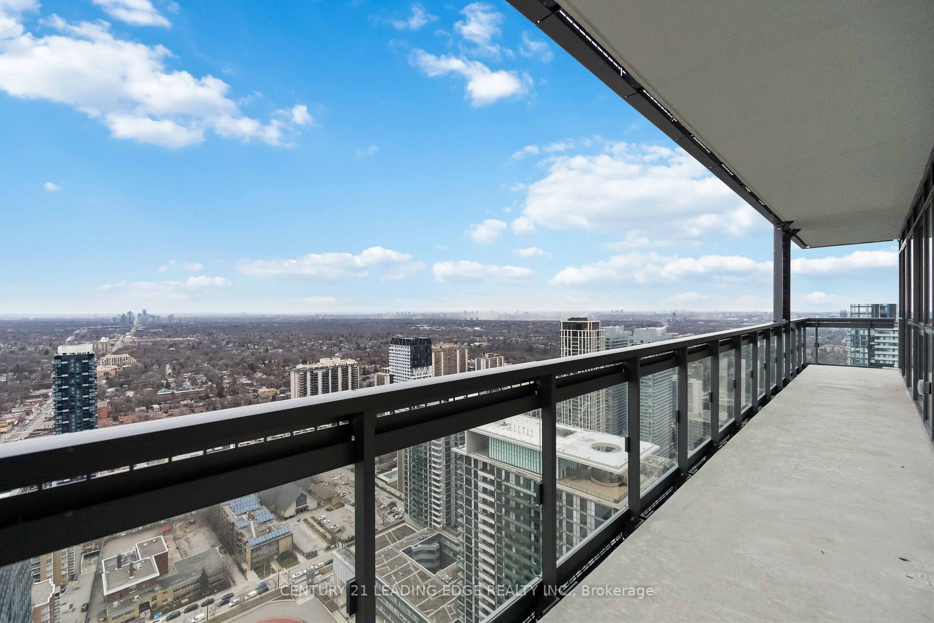39 Roehampton Ave, #4109