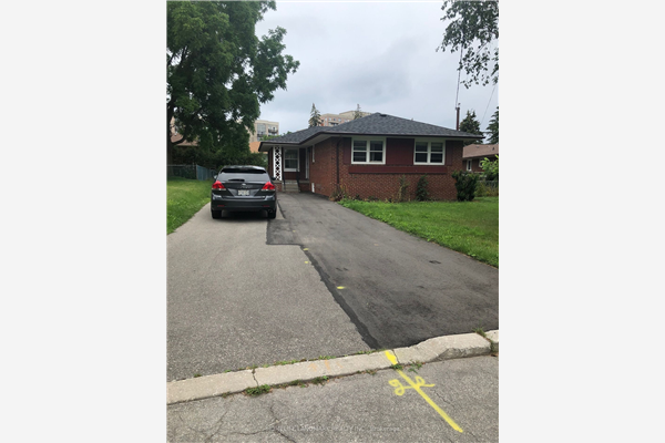 3 Tinder Cres, Toronto