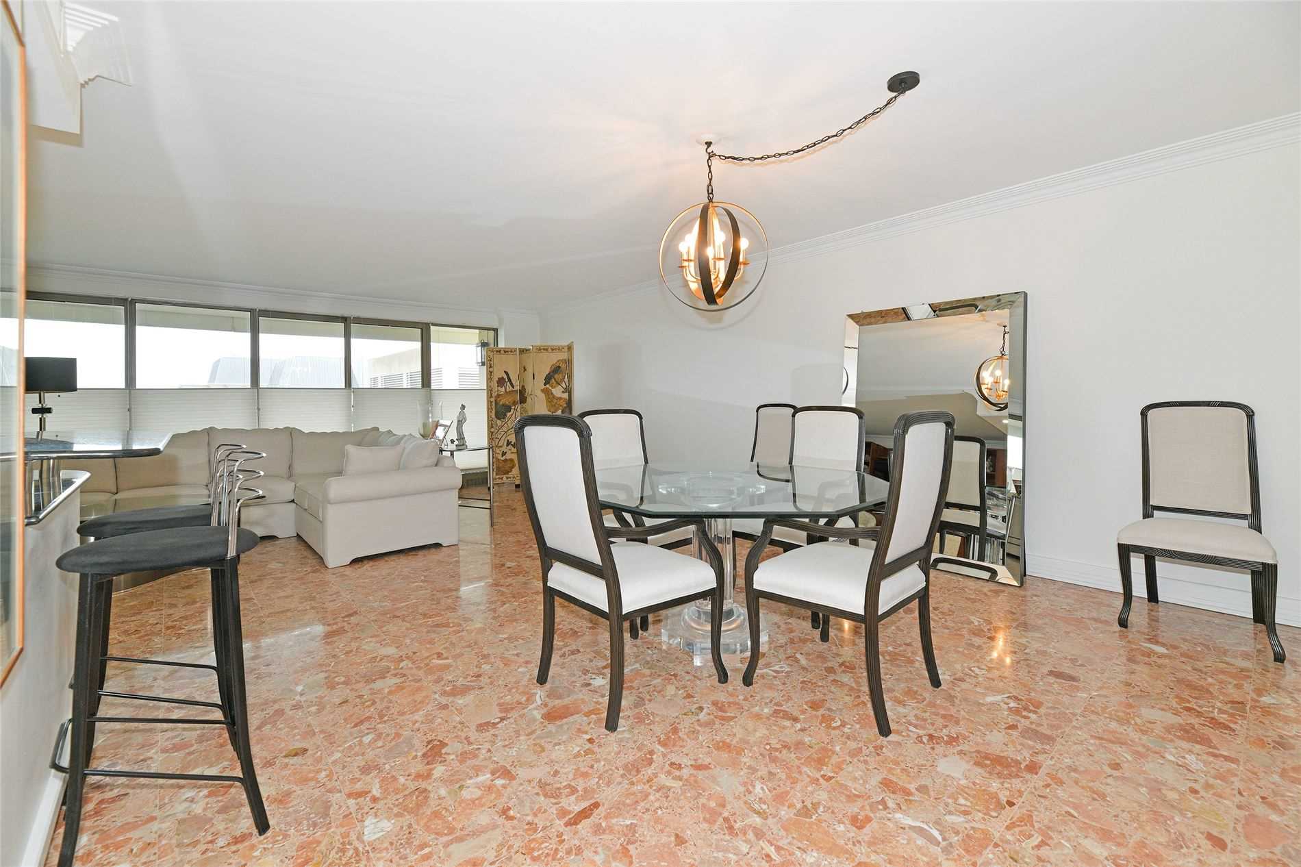 61 St Clair Ave W, #1504