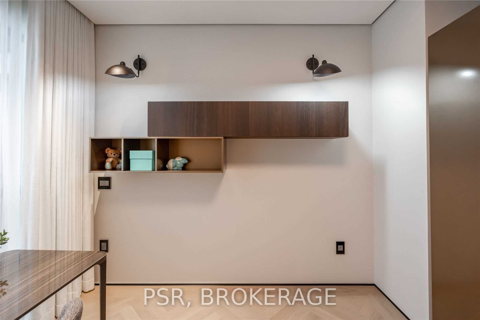 1700 Avenue Rd, #702