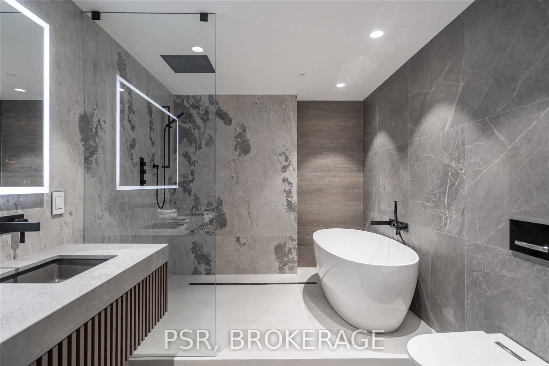 1700 Avenue Rd, #702