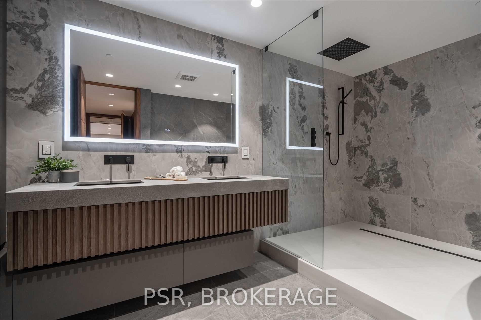 1700 Avenue Rd, #702