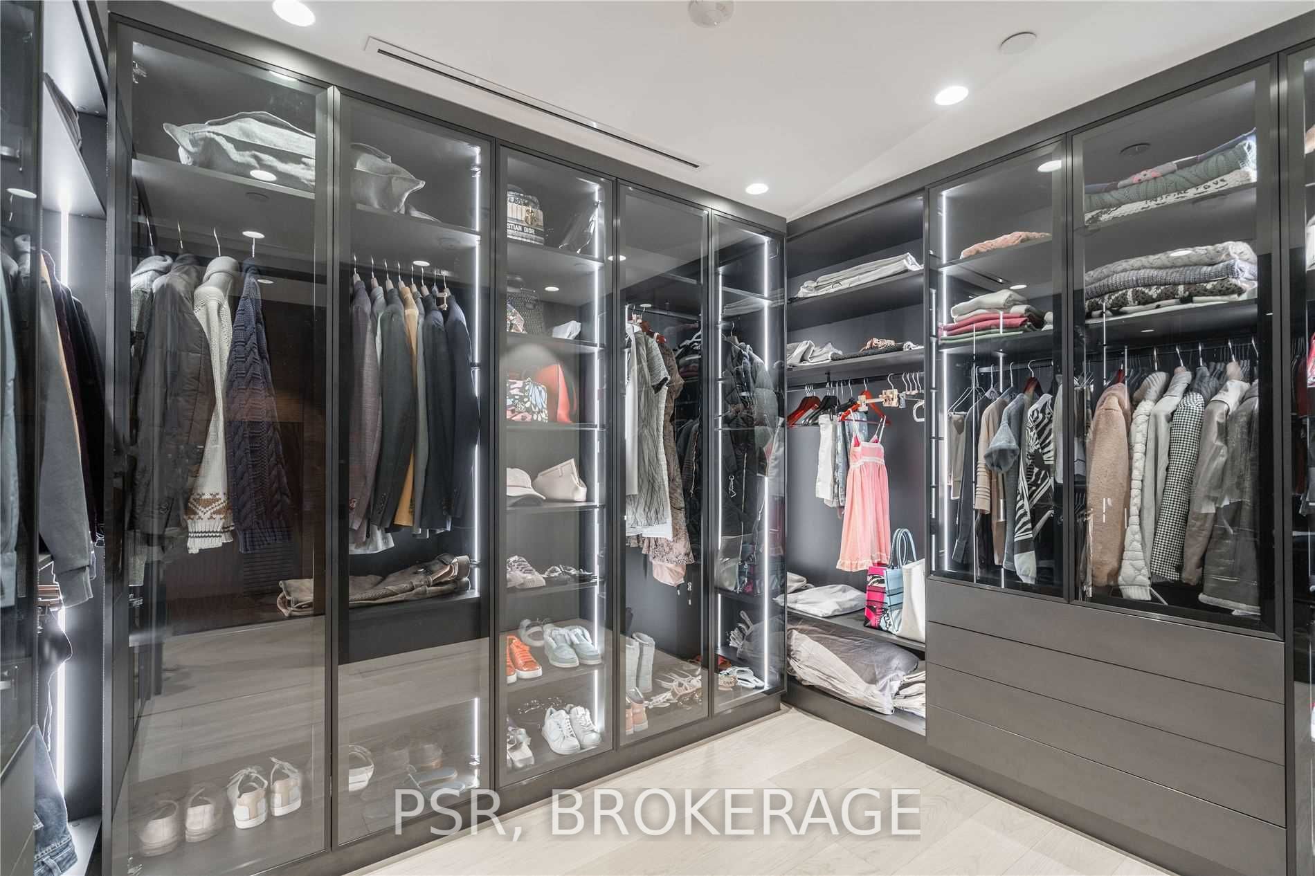 1700 Avenue Rd, #702