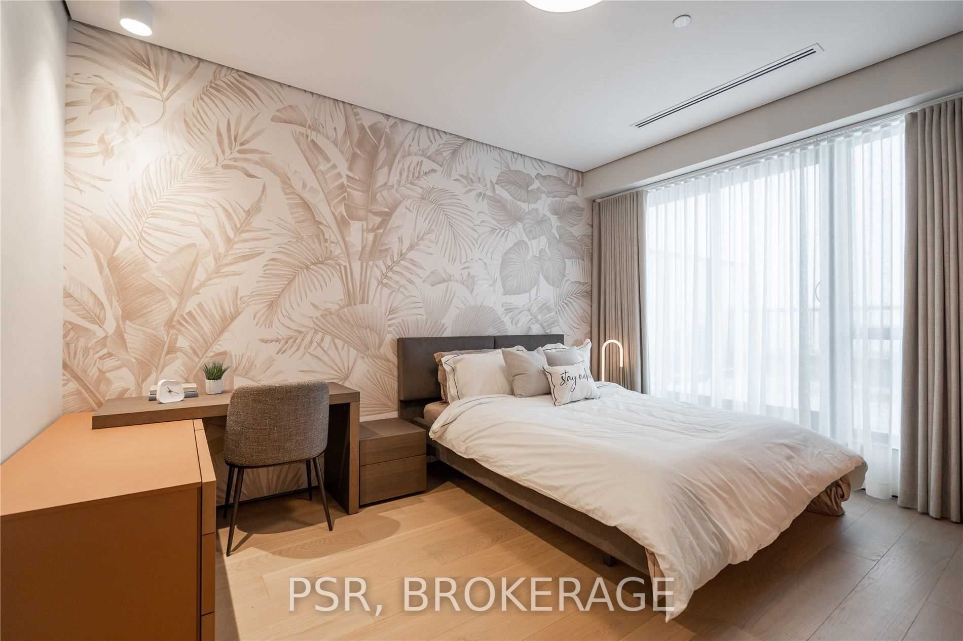 1700 Avenue Rd, #702