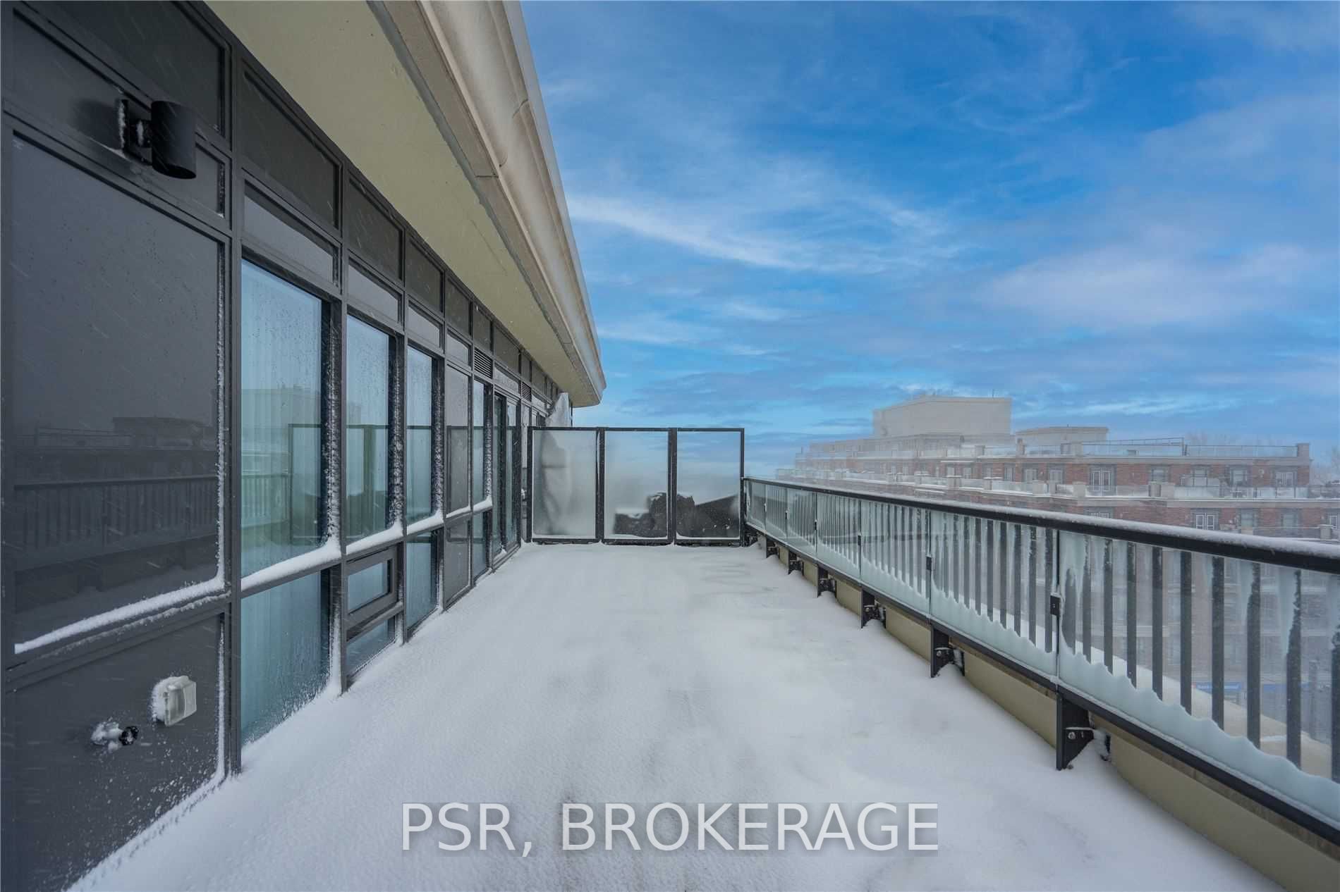 1700 Avenue Rd, #702