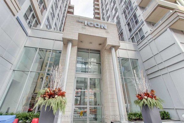 270 Wellington St W, Toronto