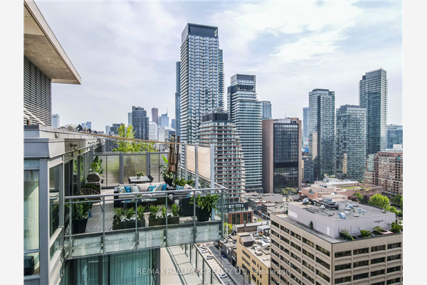 22 Wellesley St E, Toronto