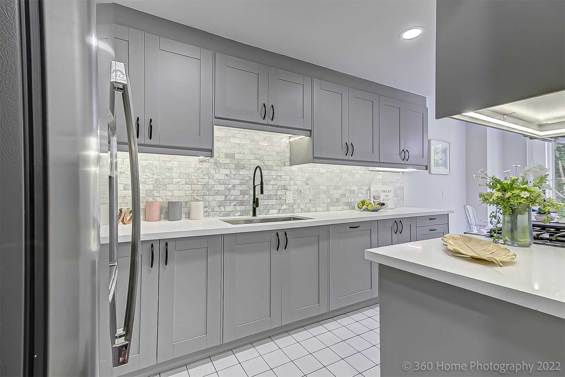 211 Walmer Rd