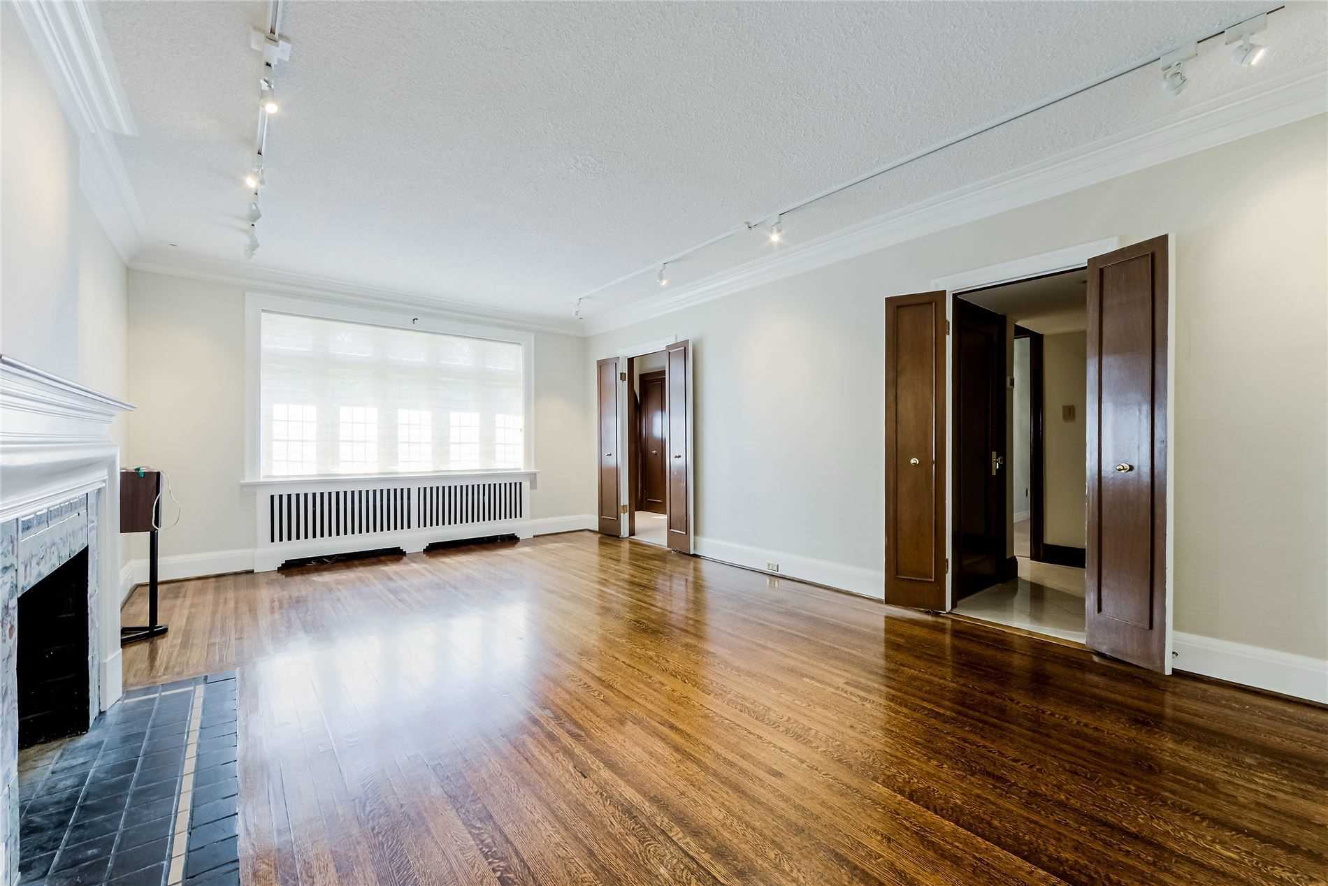 599 Spadina Rd