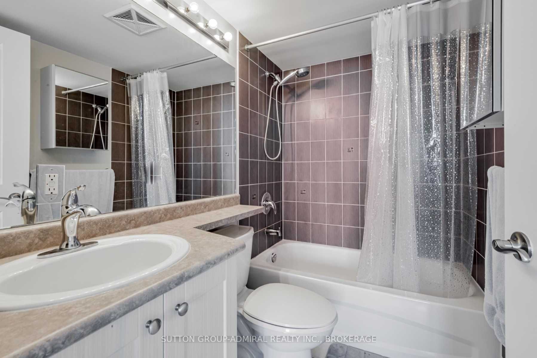 872 Sheppard Ave, #502