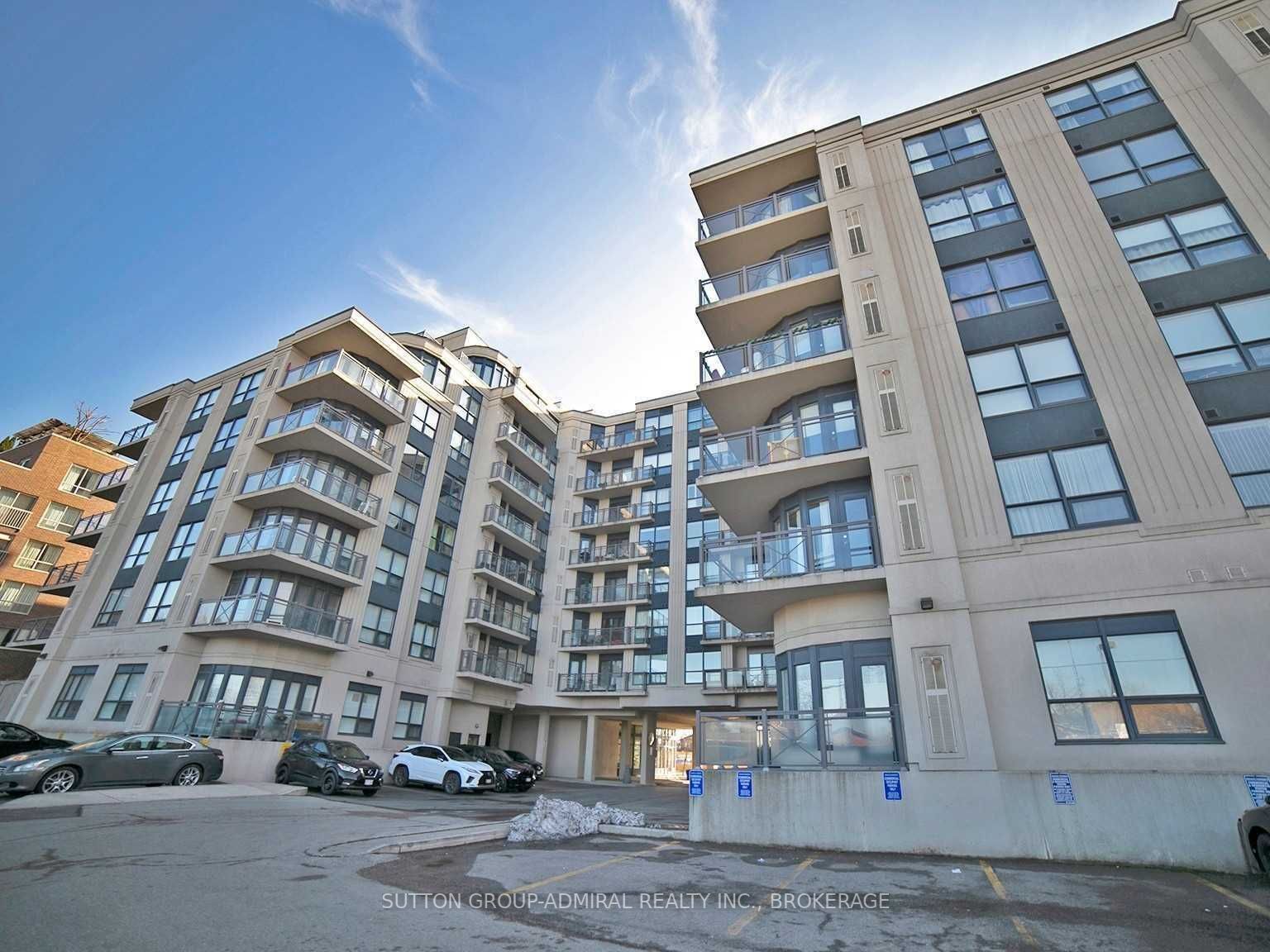872 Sheppard Ave, #502