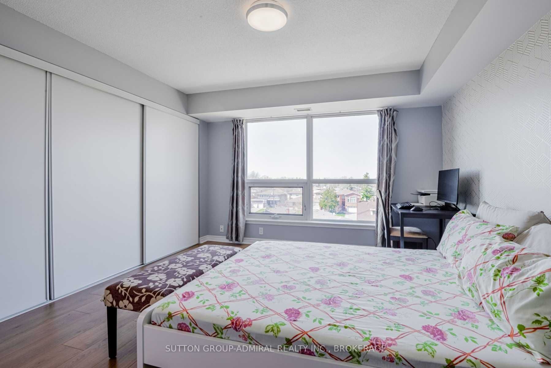 872 Sheppard Ave, #502