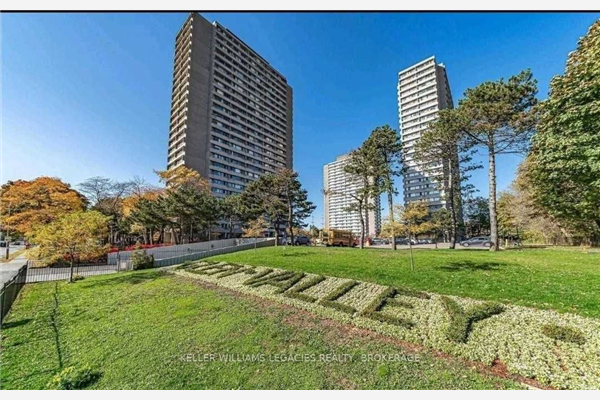725 Don Mills Rd