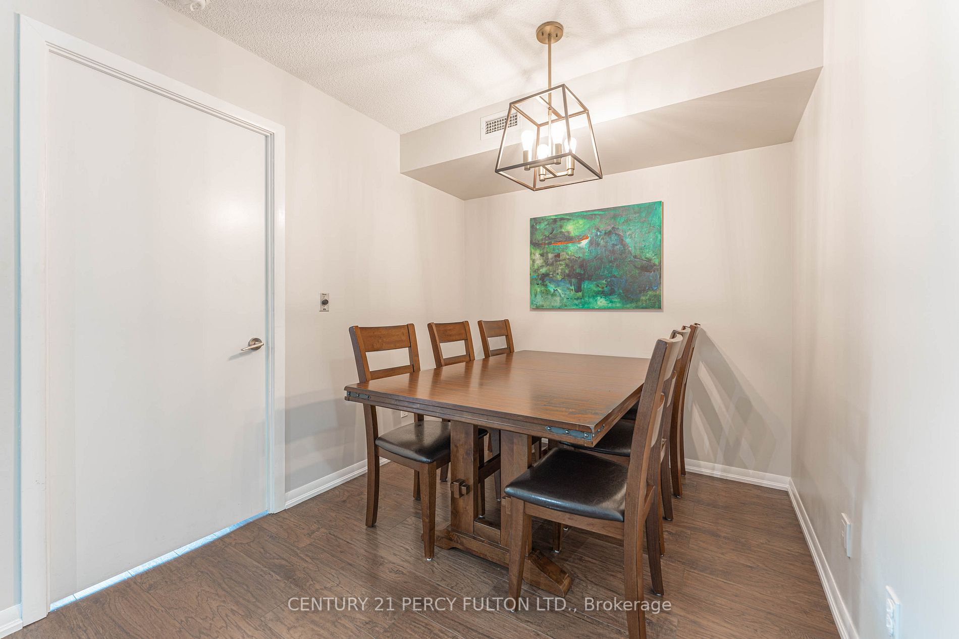 Listing C6035600 - Large Photo # 4