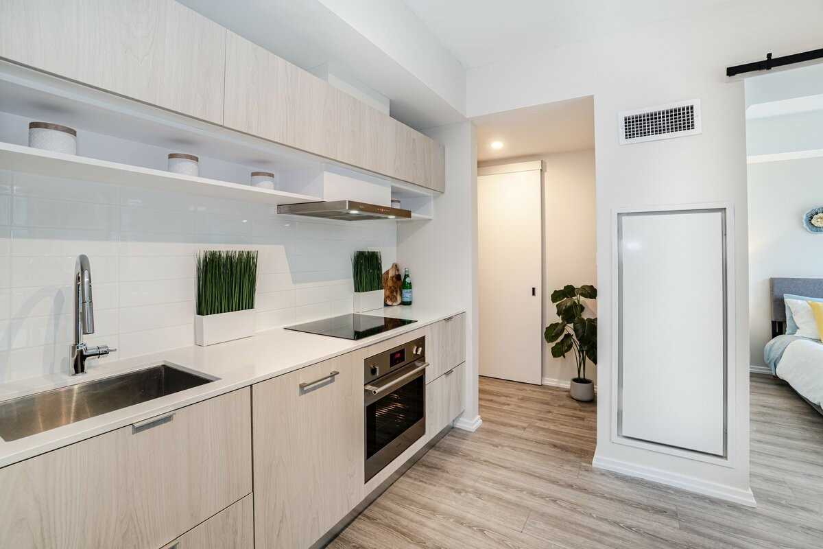 8 Hillsdale Avenue E, #639