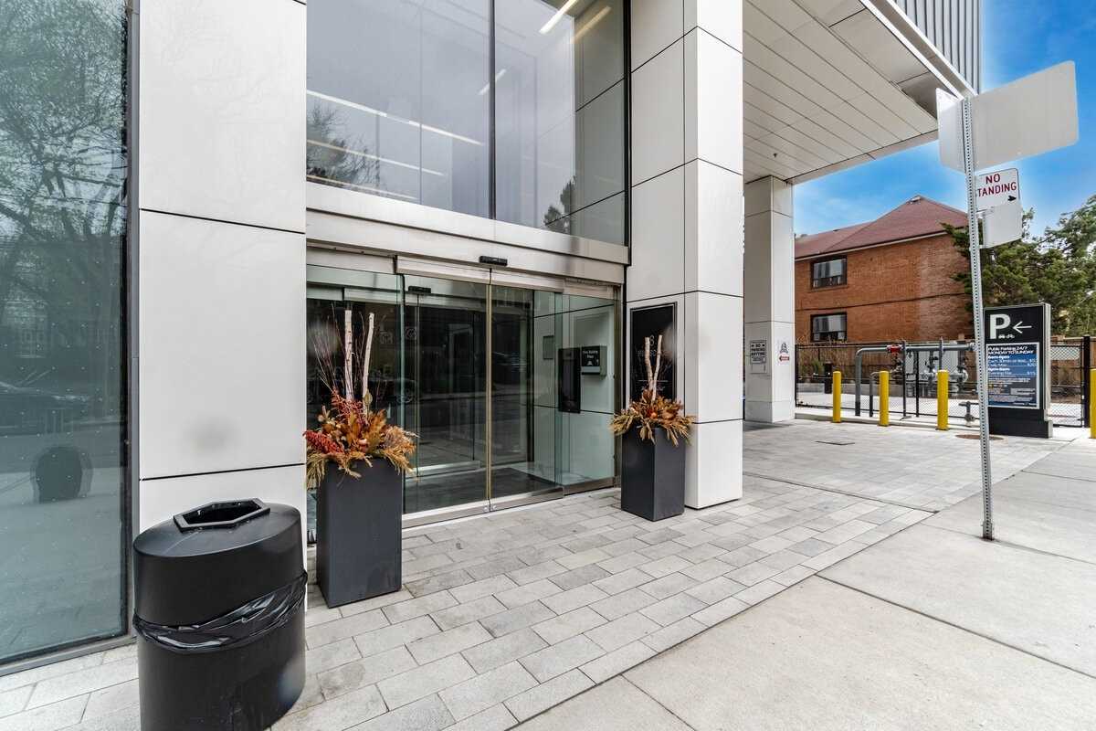 8 Hillsdale Avenue E, #639