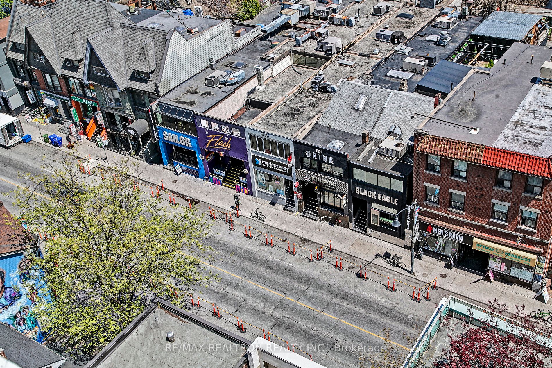 70 Alexander St, #Ph1
