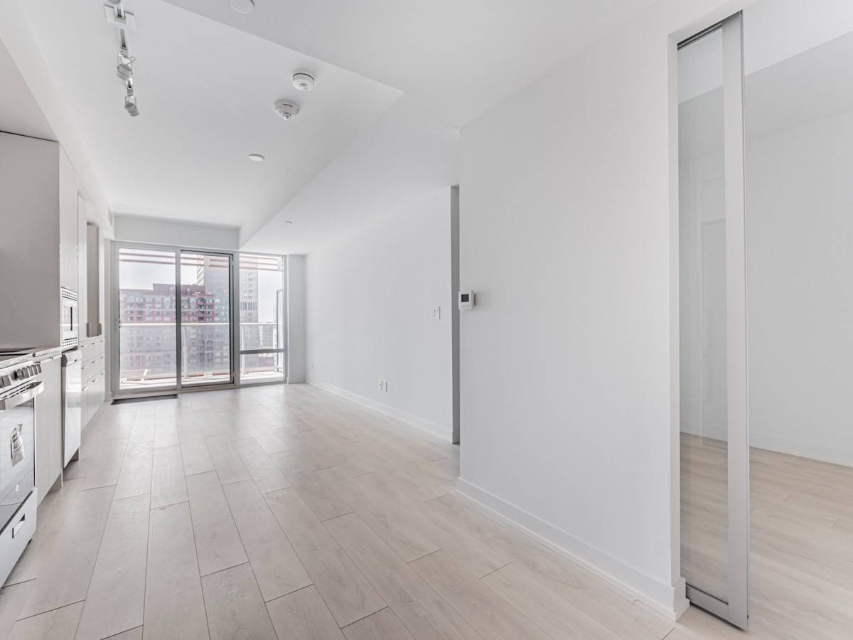 18 Maitland Terrace, #1007