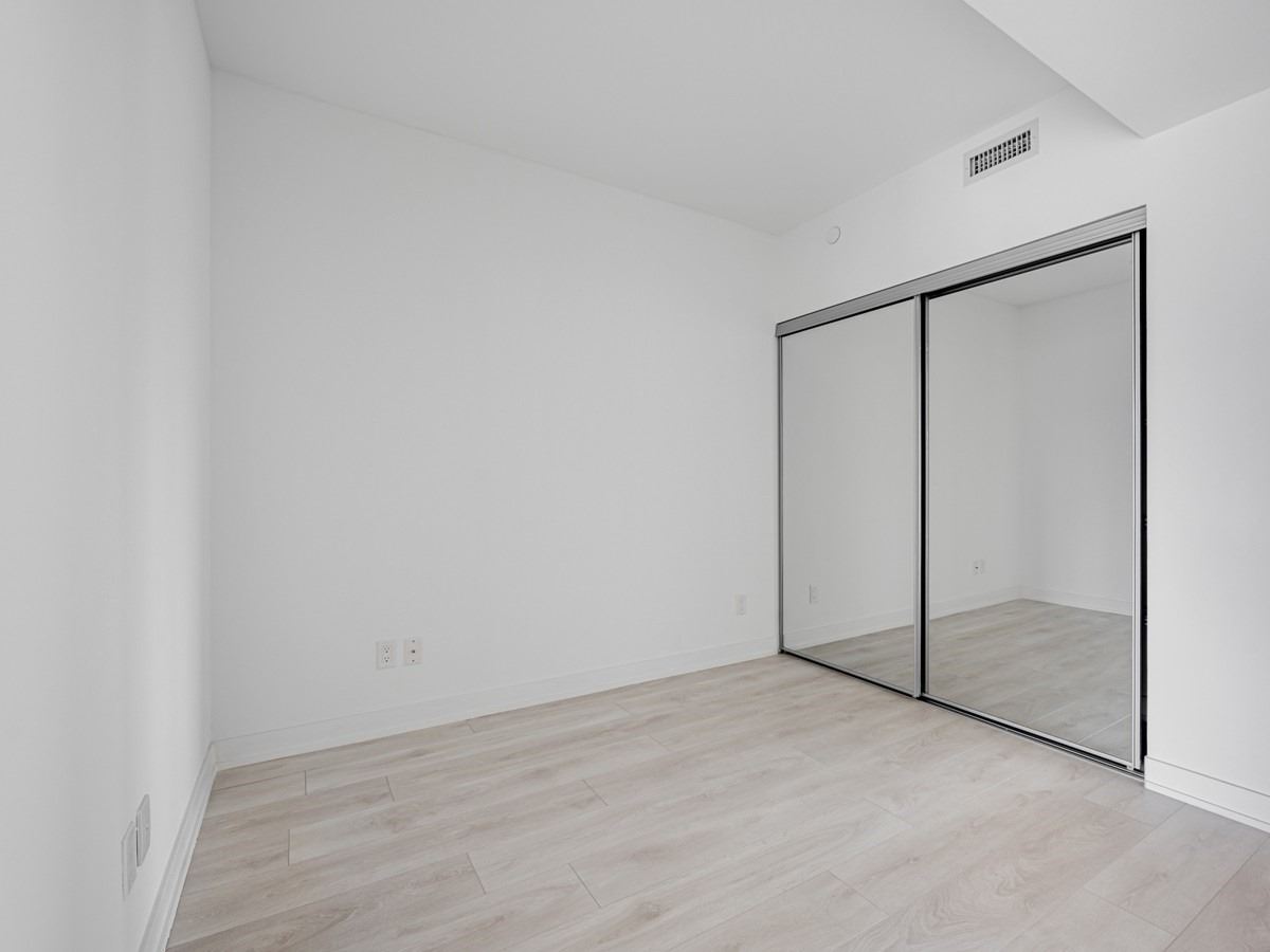 18 Maitland Terrace, #1007