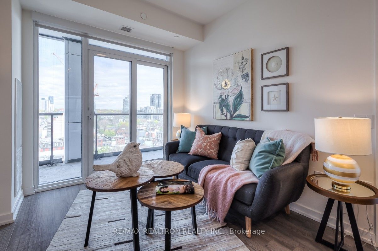 50 Power St, #1025