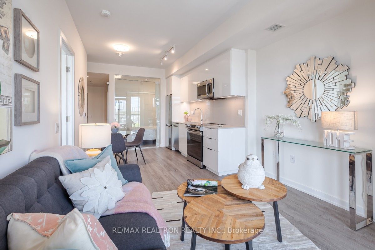 50 Power St, #1025