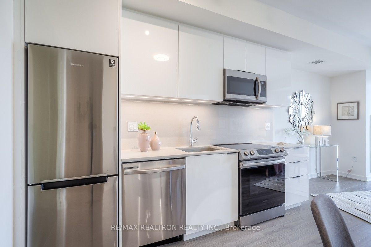 50 Power St, #1025