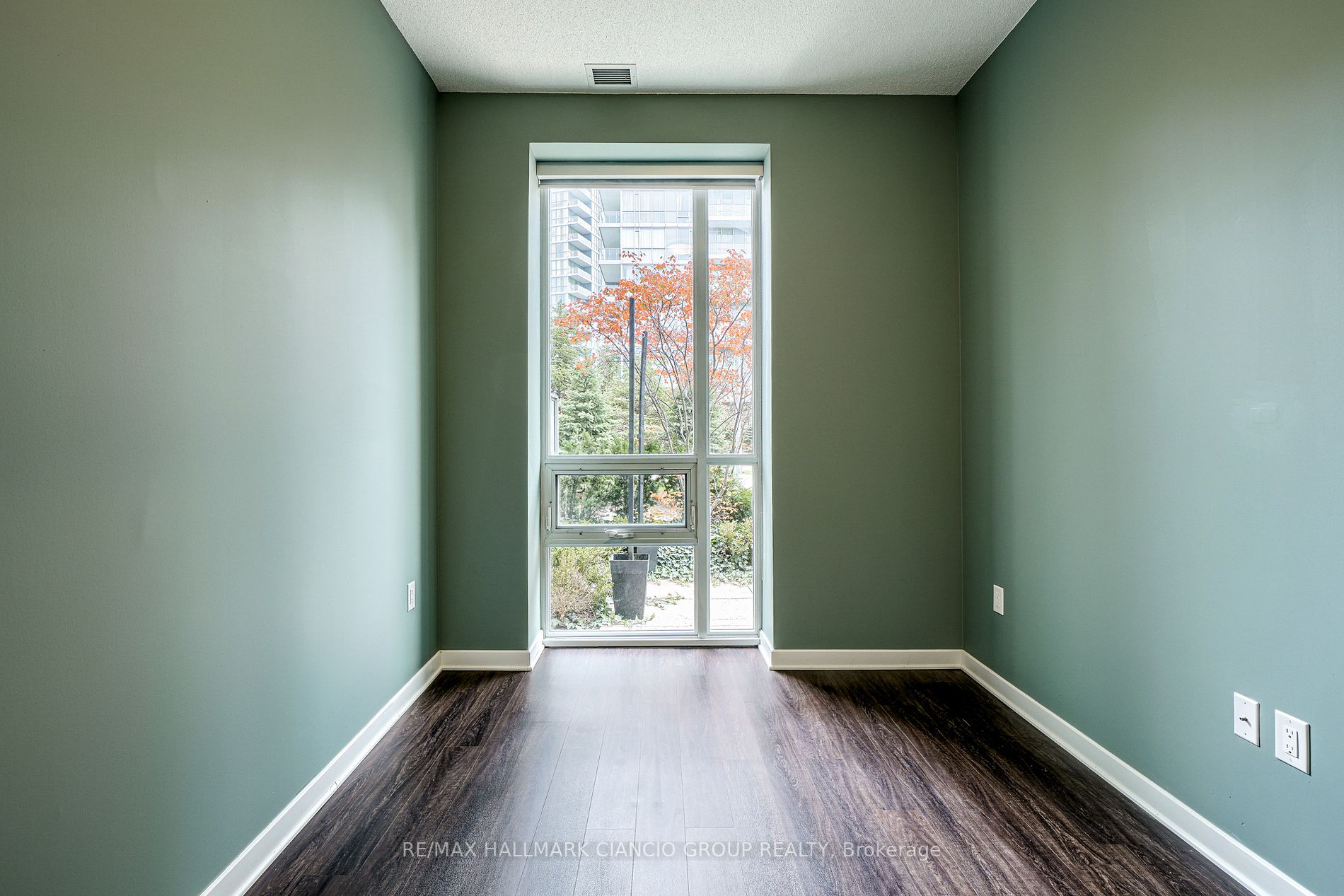 Listing C6036536 - Large Photo # 14