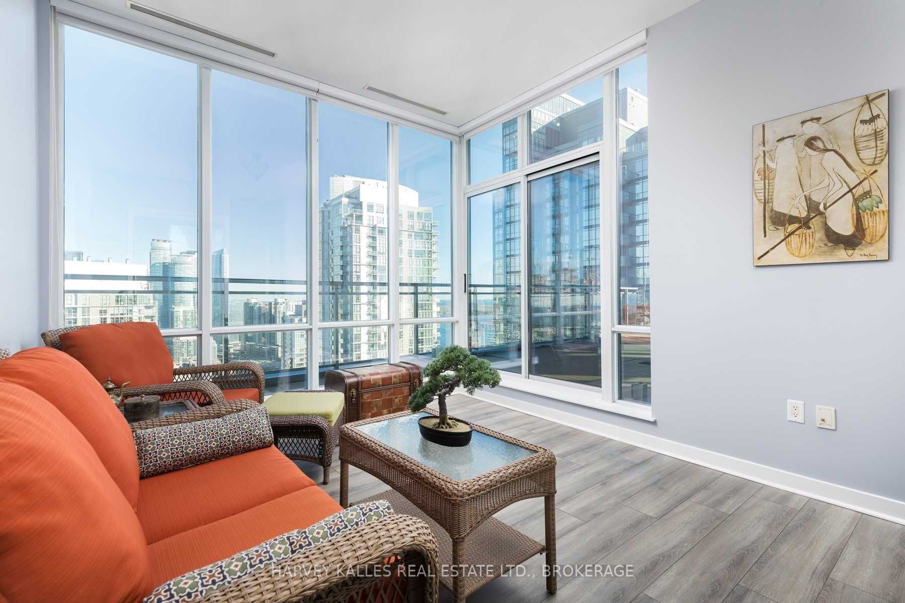15 Fort York Blvd, #Ph05