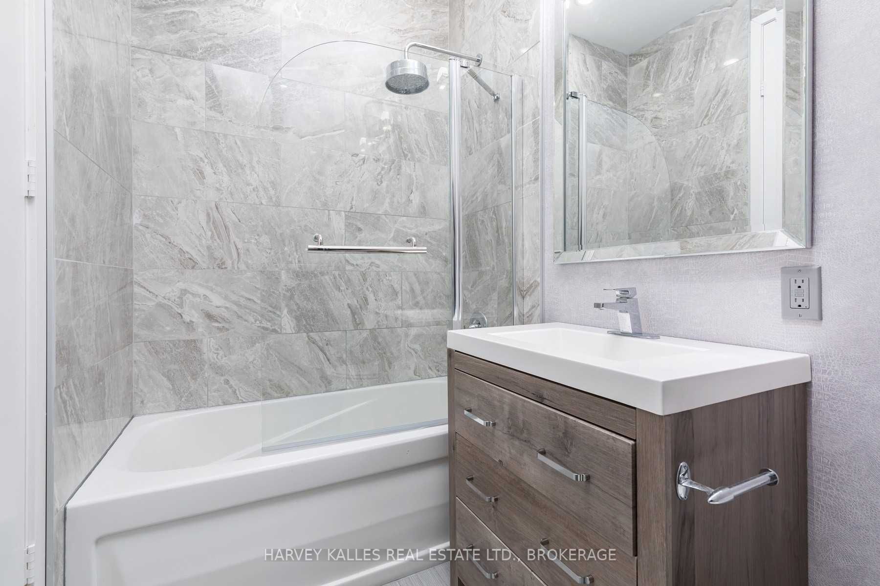 15 Fort York Blvd, #Ph05