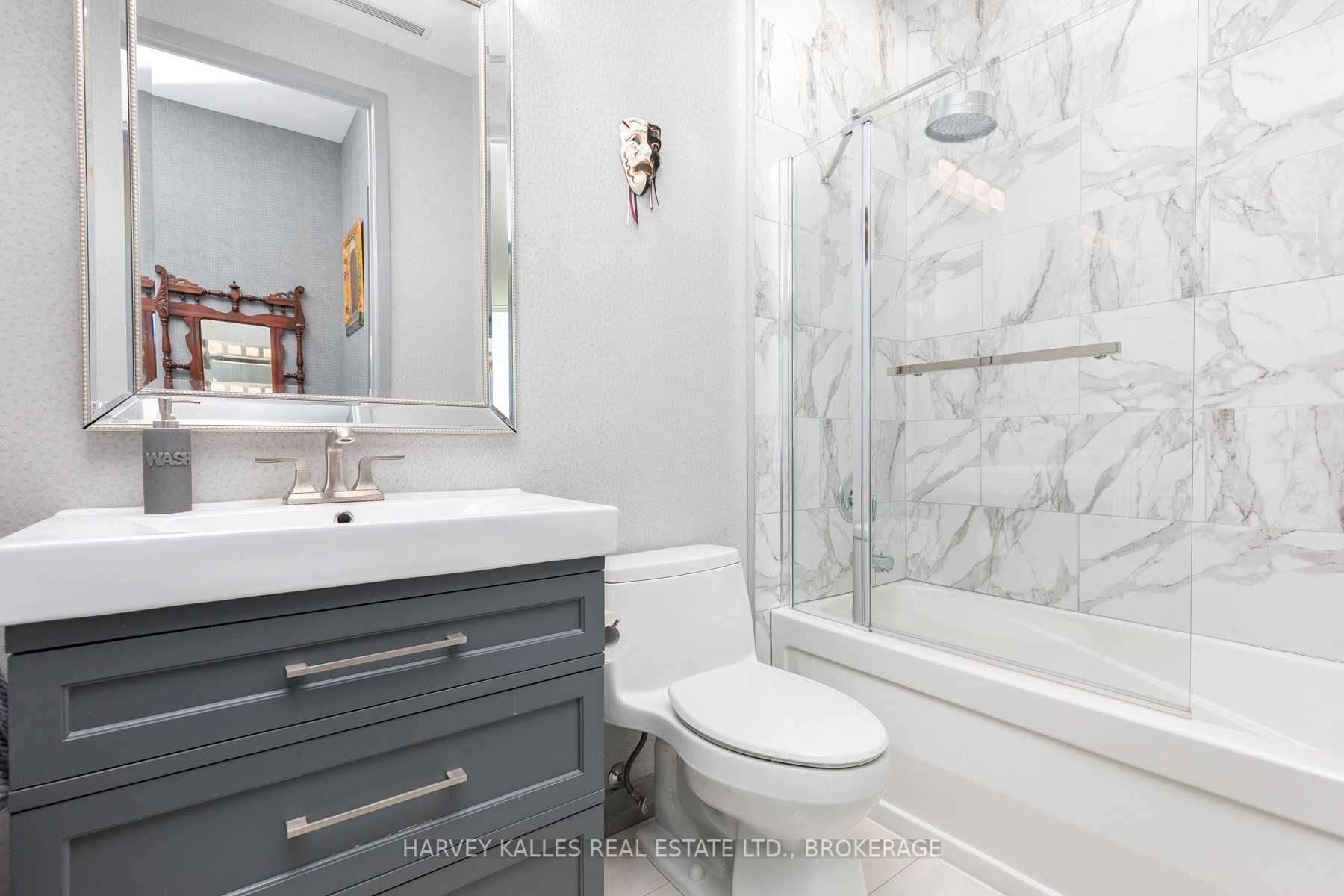 15 Fort York Blvd, #Ph05