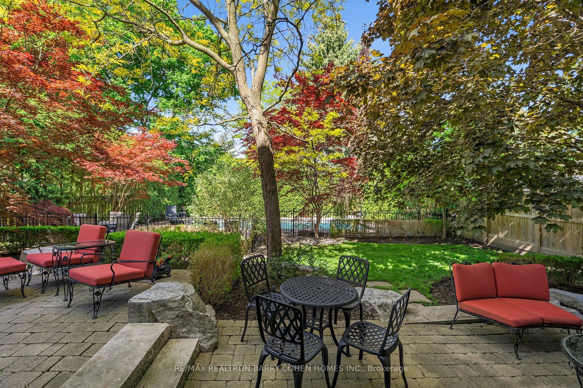 24 Lauderdale Drive