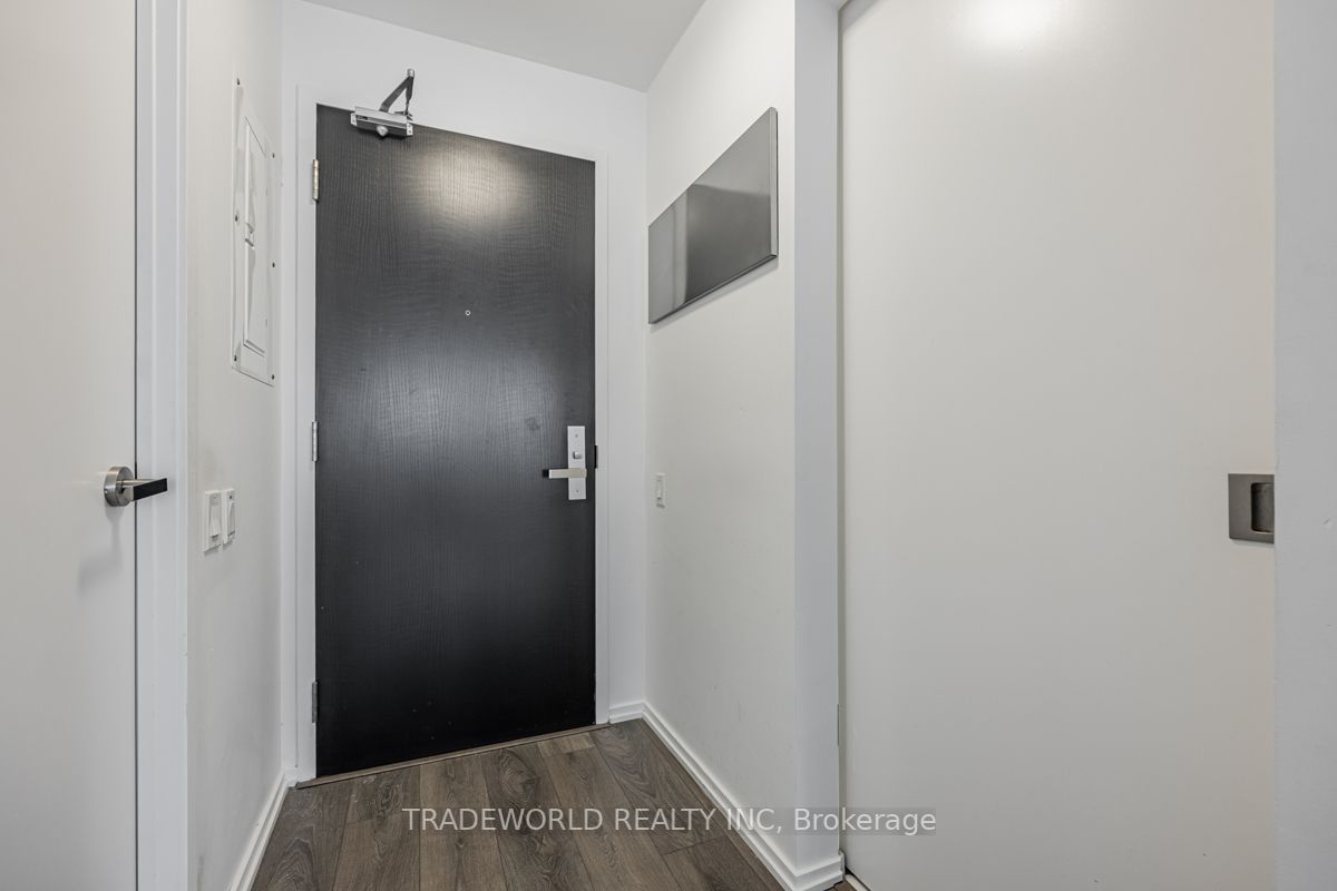 125 Peter St, #2803