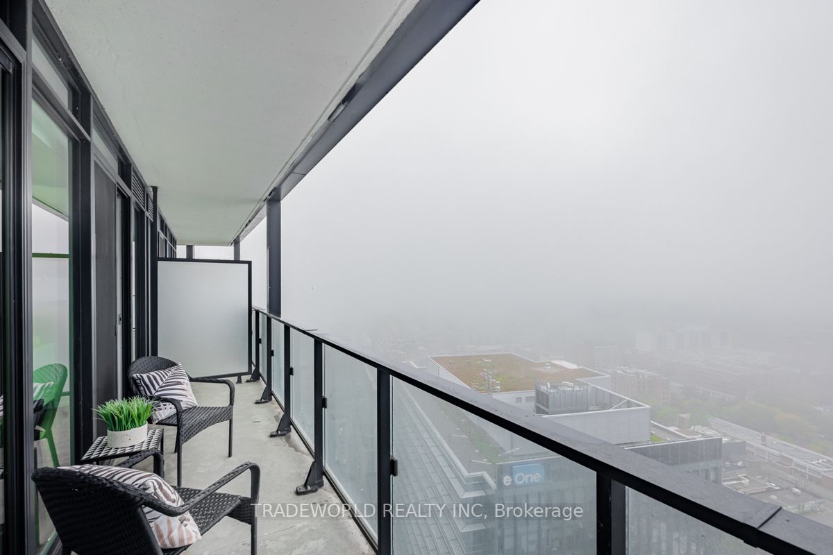 125 Peter St, #2803