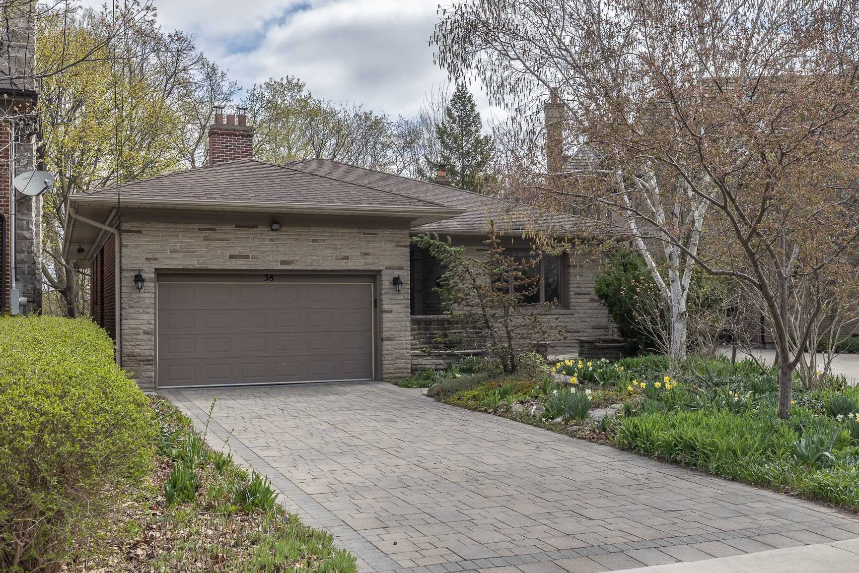 38 Killdeer Crescent