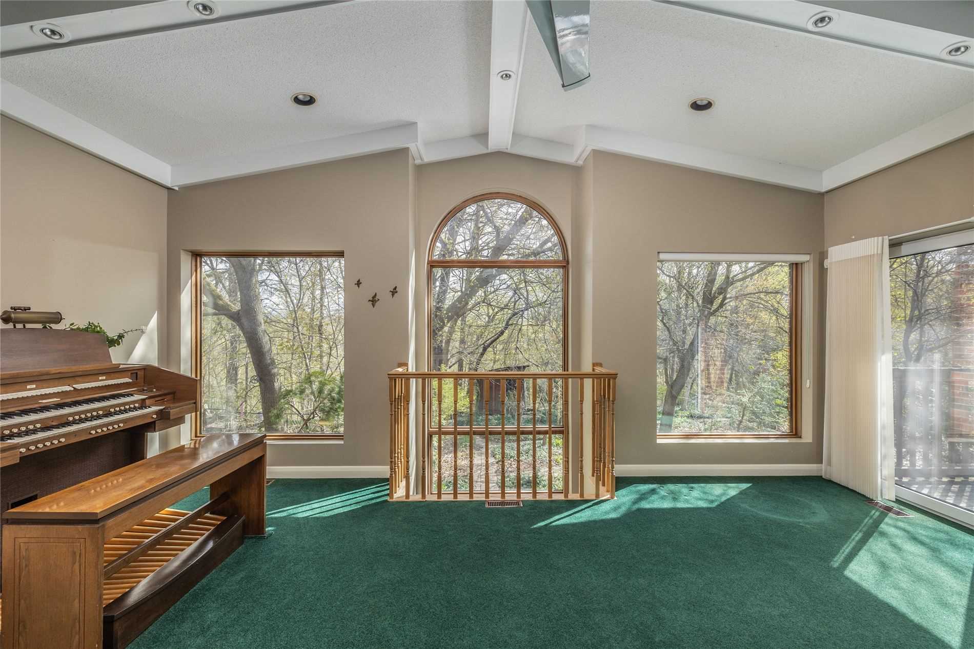 38 Killdeer Crescent