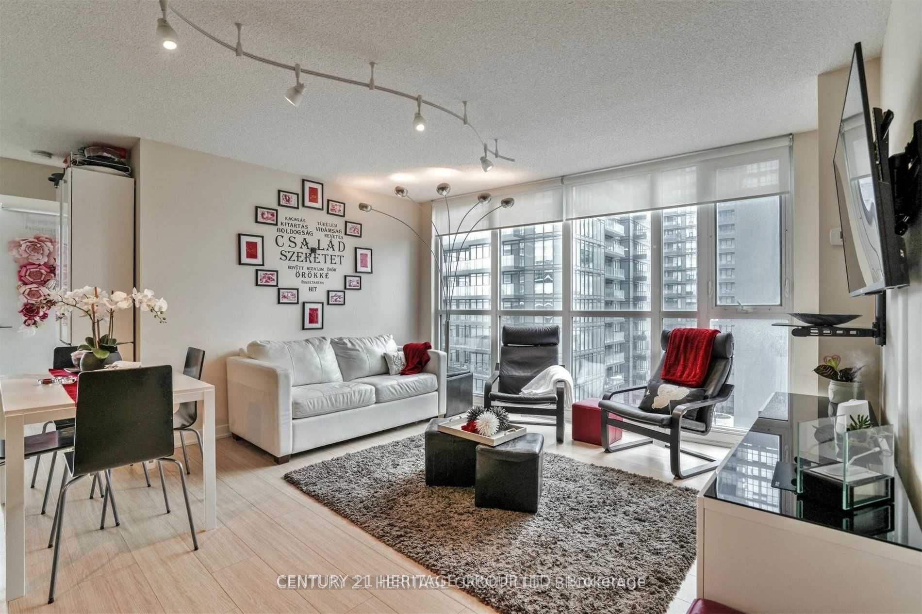 85 Queens Wharf Rd, #806