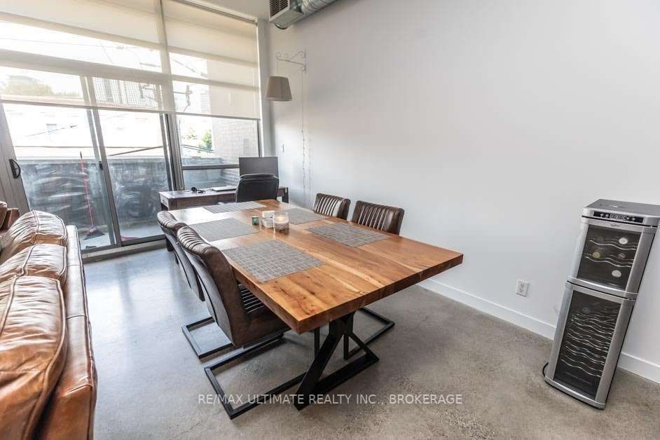Listing C6038735 - Large Photo # 4