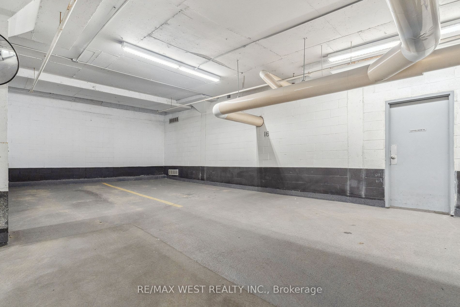 Listing C6039244 - Large Photo # 19