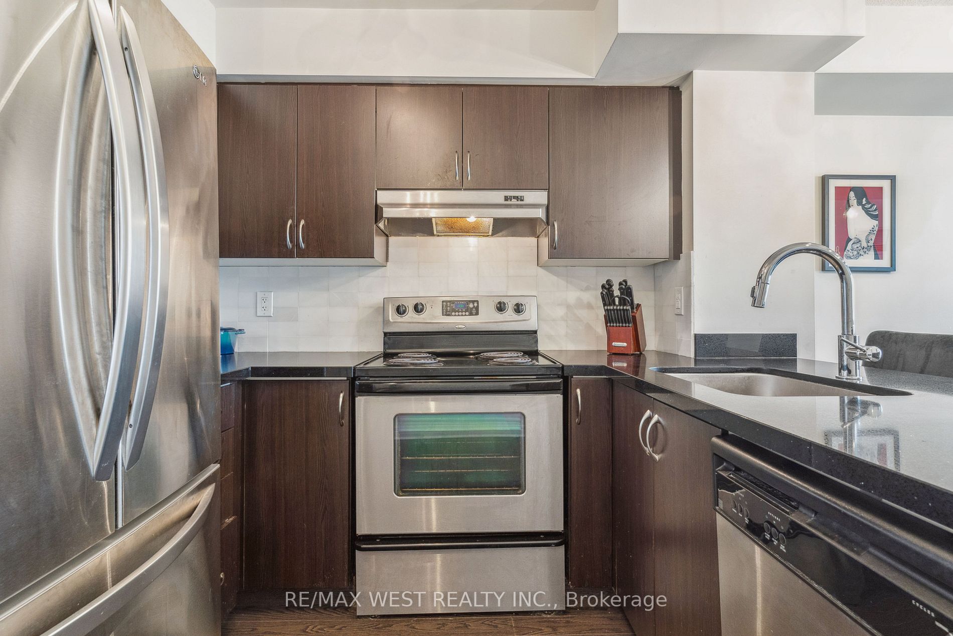 Listing C6039244 - Large Photo # 5
