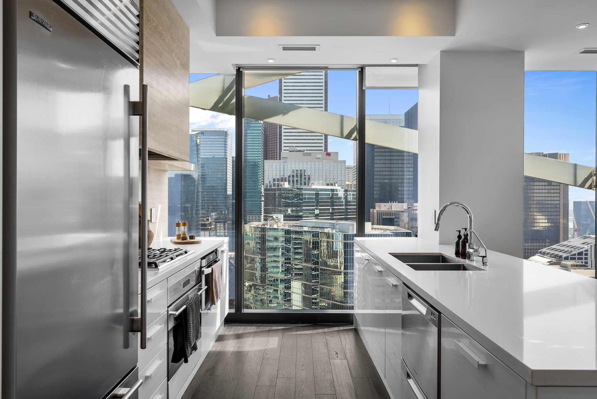 224 King Street W #3603