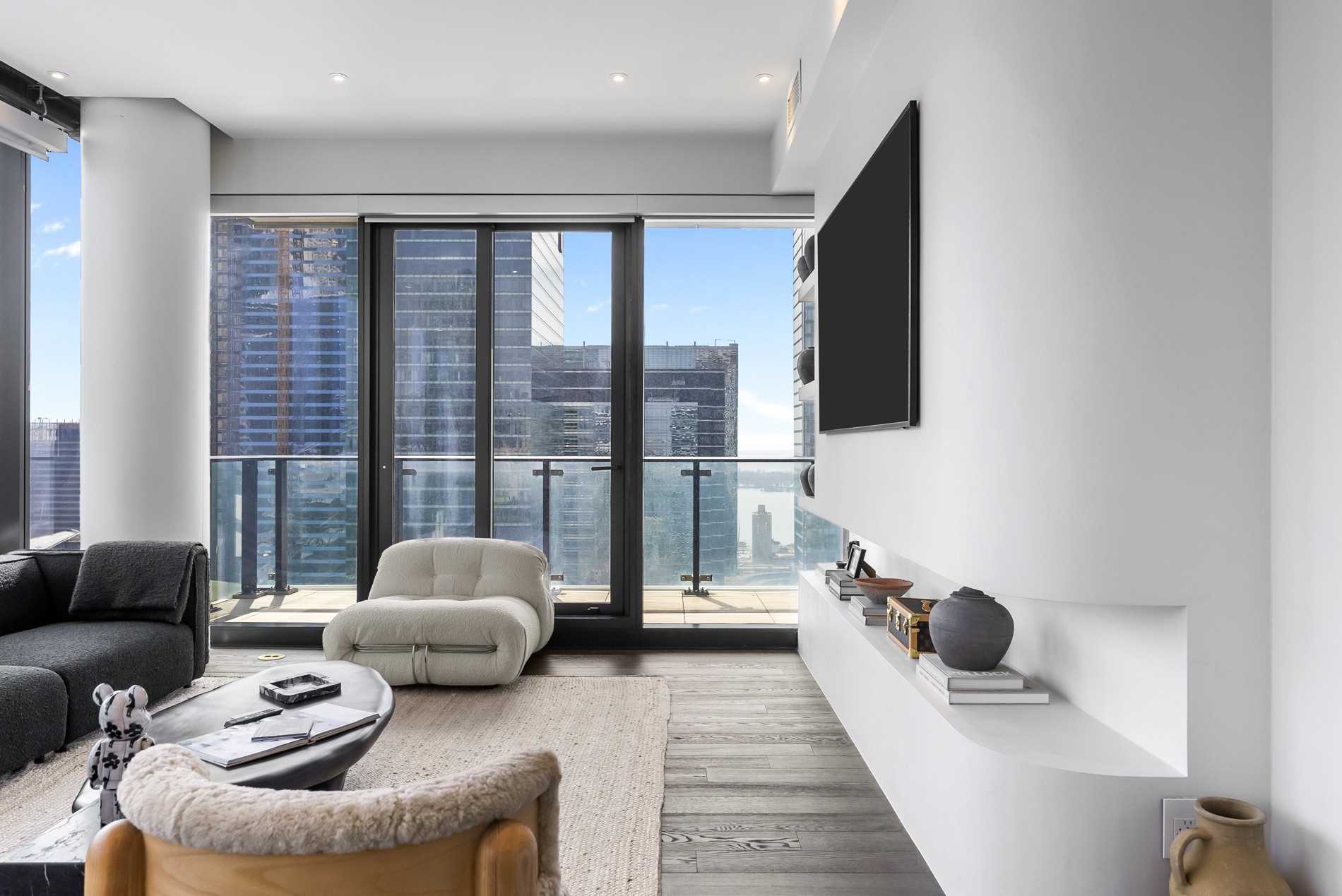 224 King Street W #3603
