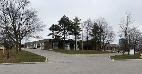 1 Prince Andrew Pl