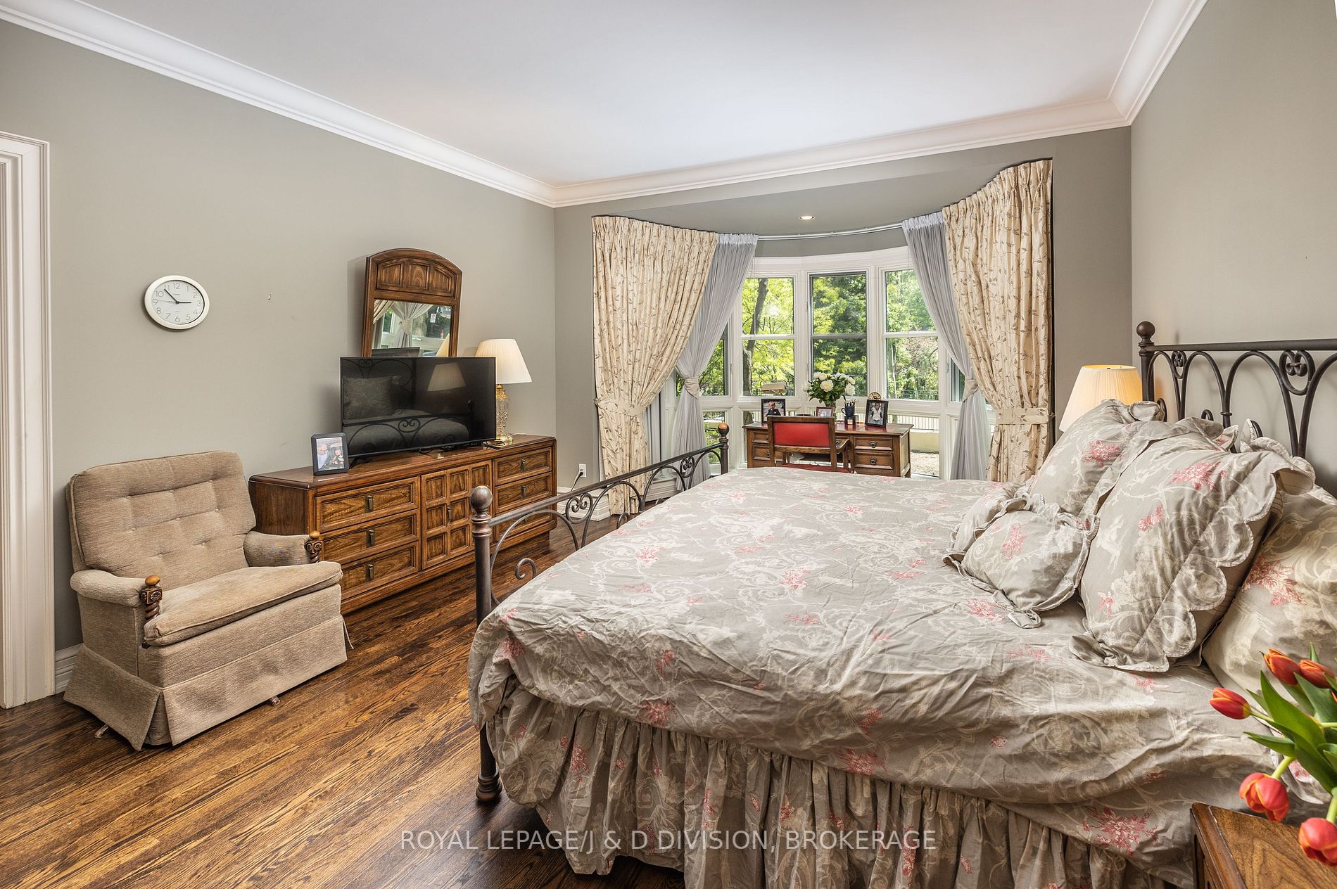 2 Chedington Place, #2C