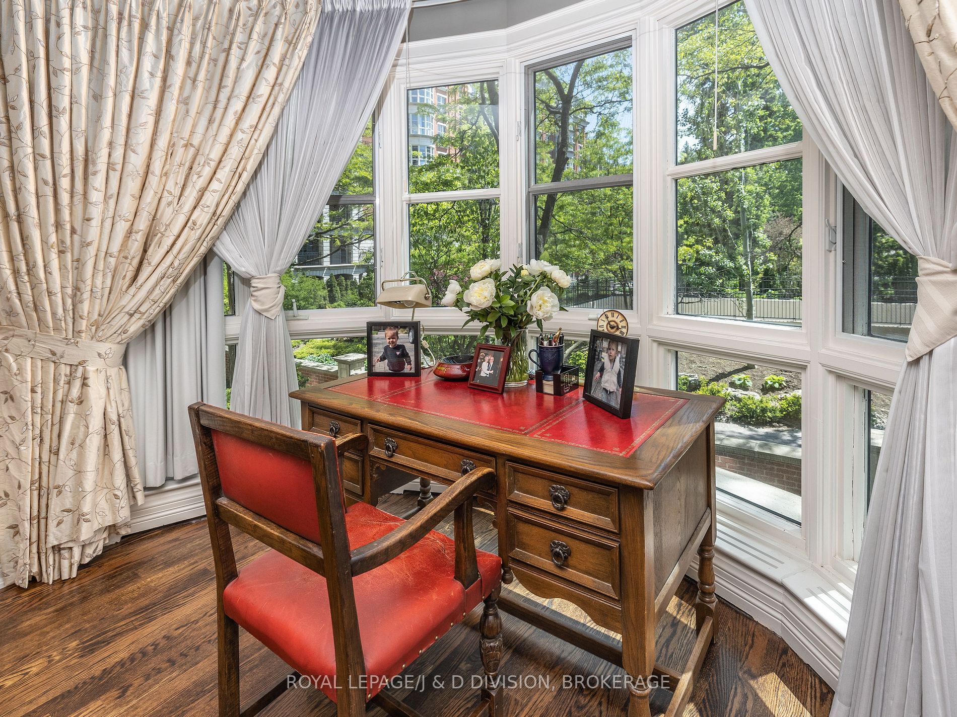2 Chedington Place, #2C
