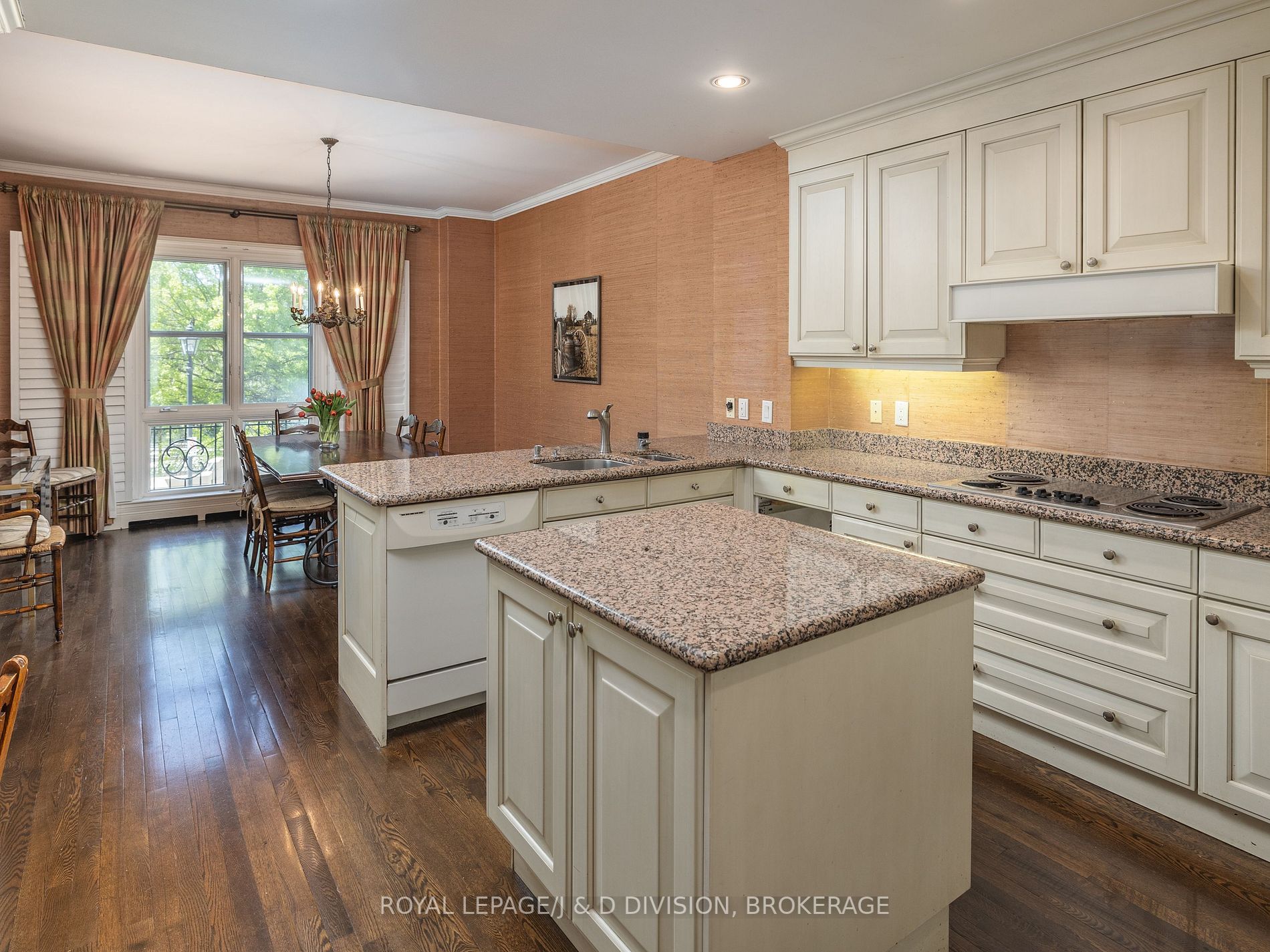 2 Chedington Place, #2C