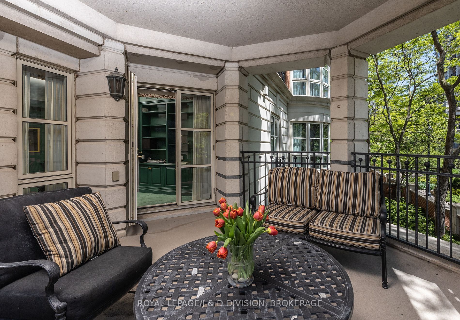 2 Chedington Place, #2C