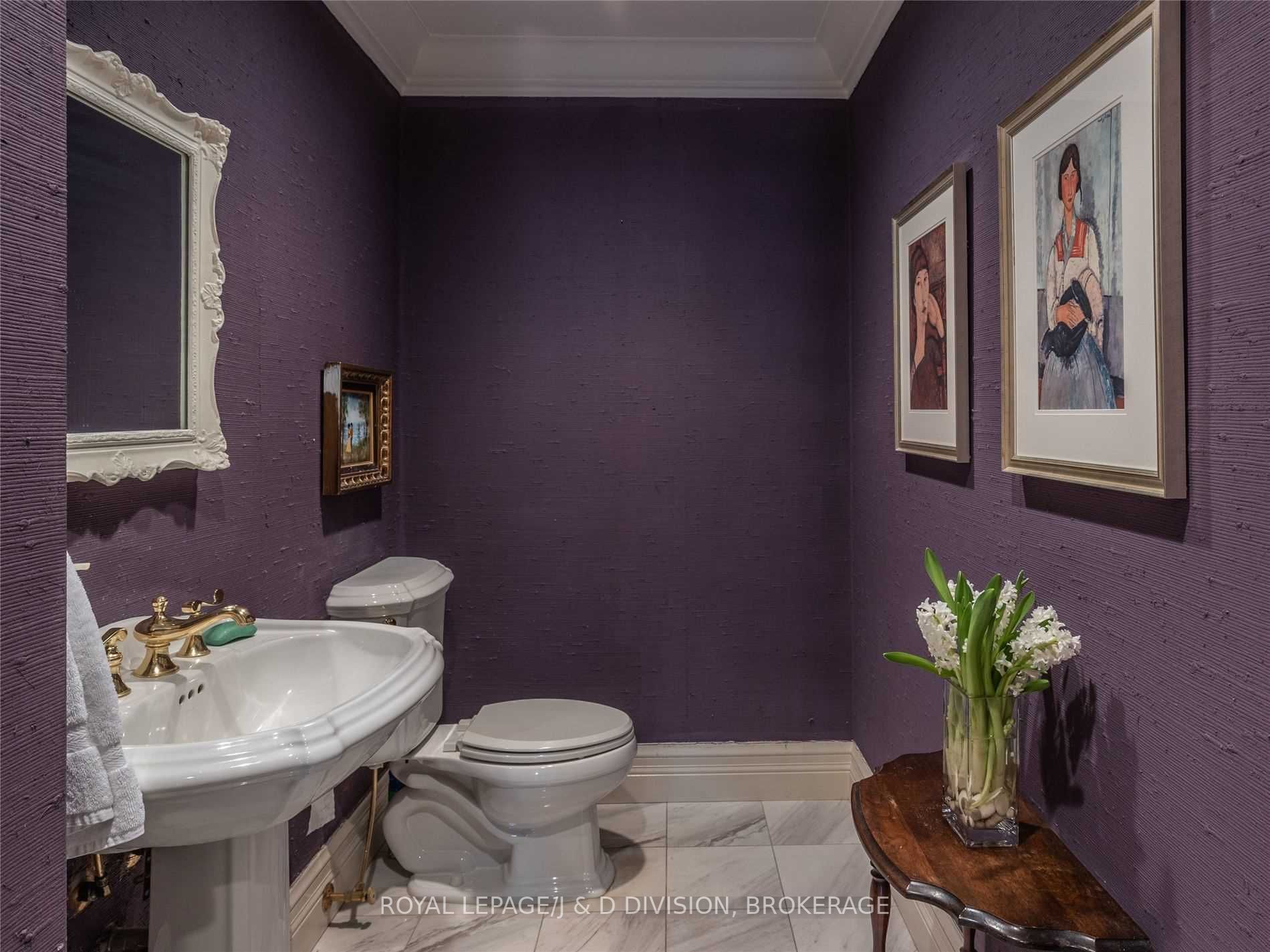 2 Chedington Place, #2C