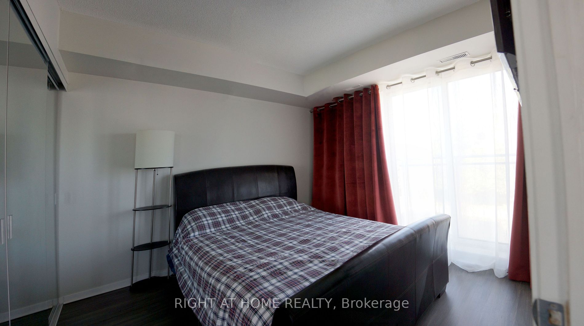 801 Sheppard Ave W, #302