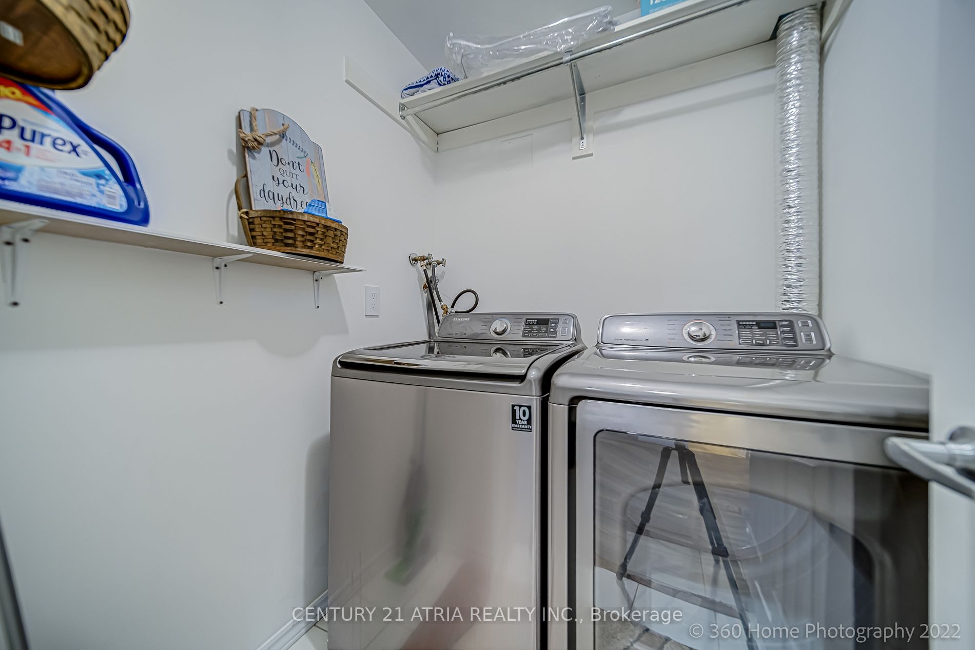 Listing C6041356 - Large Photo # 22