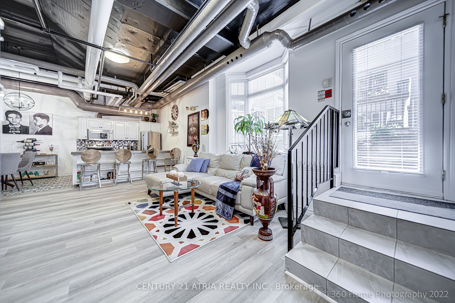 Listing C6041356 - Large Photo # 3